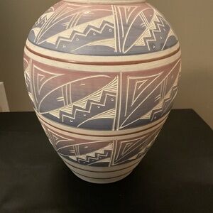 Vintage Southwest Navajo Aztec Pottery Blue and Pink Patterned Vase R Gonza Mex